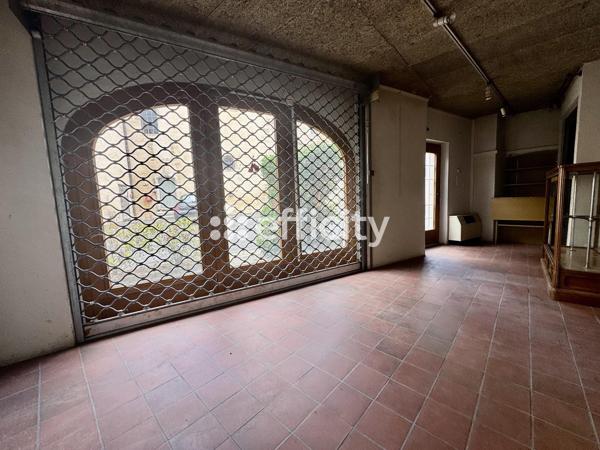 Maison
         13 pièces
        - 408 m² 299 000 € *