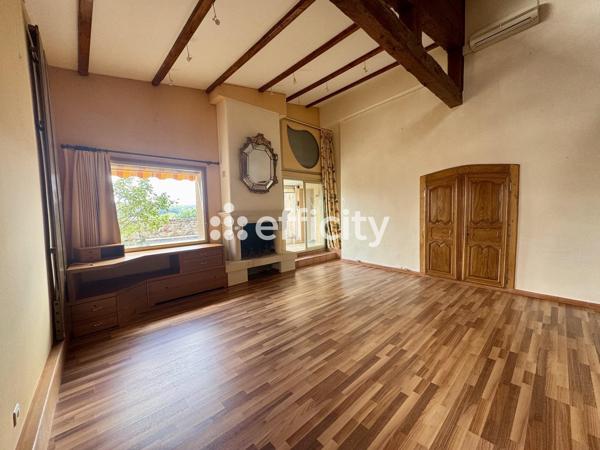 Maison
         13 pièces
        - 408 m² 299 000 € *