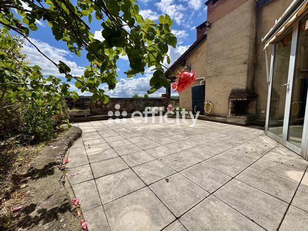 Maison
         13 pièces
        - 408 m² 299 000 € *