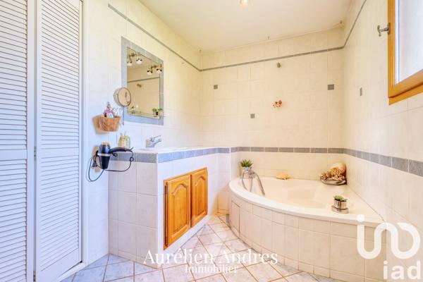 Maison à vendre 6 pièces 140 m² Tournon-sur-Rhône