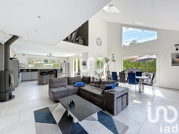 Maison à vendre 6 pièces 169 m² Brie-Comte-Robert