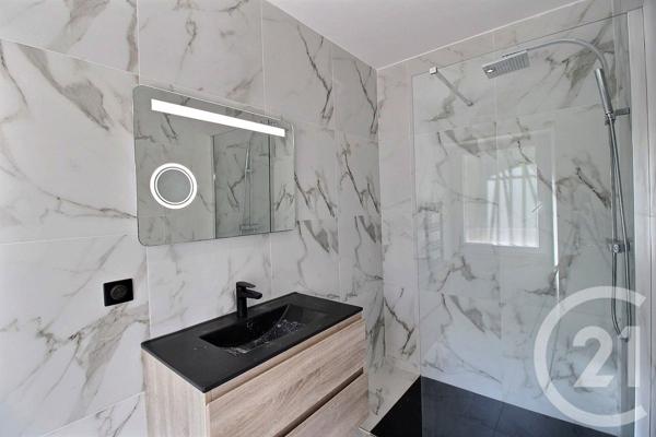 Maison à vendre  5 pièces - 141,31 m2 CHATEAUNEUF GRASSE - 06