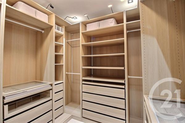 Maison à vendre  5 pièces - 141,31 m2 CHATEAUNEUF GRASSE - 06