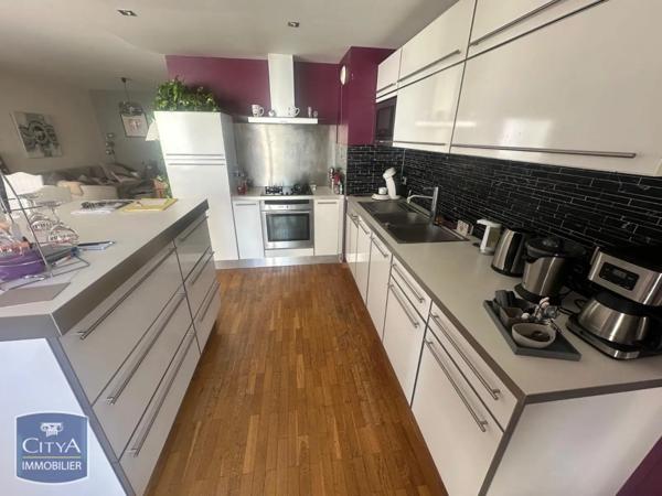 Appartement à louer 3 pièces 85.03m²