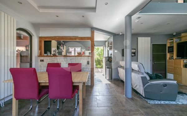 Maison à vendre    5 pièces •  Chennevières-sur-Marne