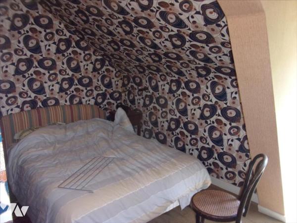 A 2' de CARENTOIR, maison sans vis à vis à vendre.