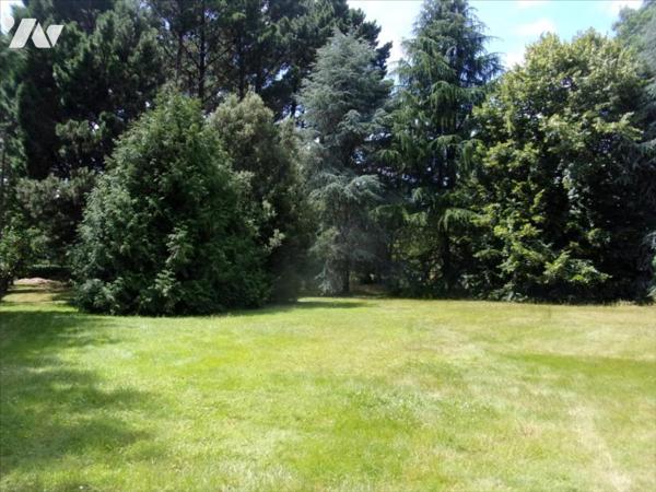 A 2' de CARENTOIR, maison sans vis à vis à vendre.