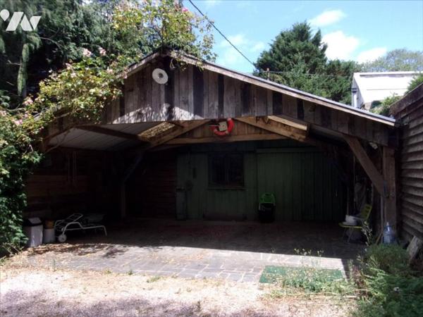 A 2' de CARENTOIR, maison sans vis à vis à vendre.