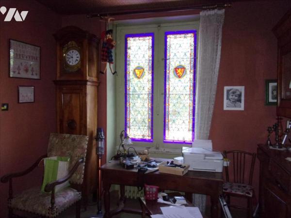 A 2' de CARENTOIR, maison sans vis à vis à vendre.