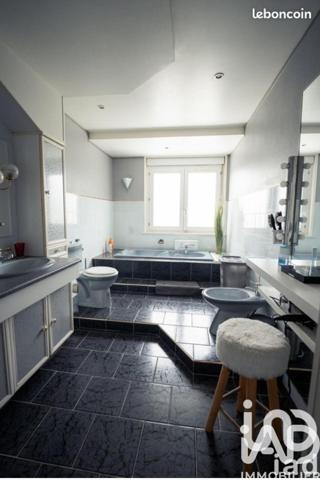 Maison à vendre 7 pièces 180 m² Villeneuve-d'Ascq