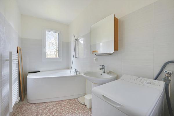 BURES-SUR-YVETTE (91) – Bel appartement familial lumineux de 111 m² – Emplacement recherché et cadre verdoyant