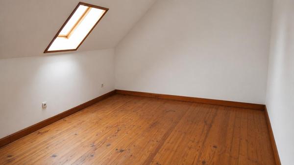 Maison individuelle 136 m² – 4 chambres – Terrain 620 m² – Combles