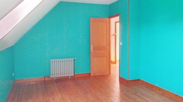 Maison individuelle 136 m² – 4 chambres – Terrain 620 m² – Combles
