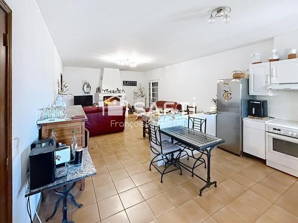 Maison 181 m² avec dépendances d'environ 240 m²