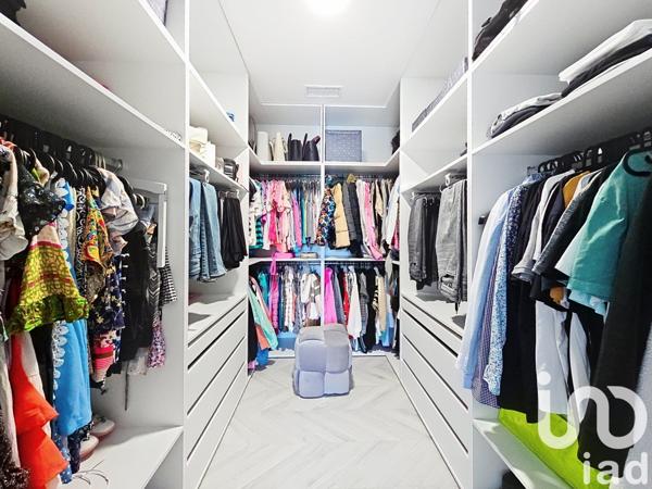 Maison 4 pièces de 117 m² à Artigues-près-Bordeaux (33370)