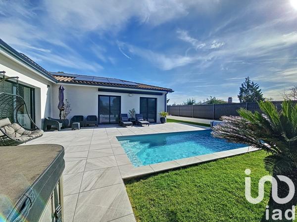 Maison 4 pièces de 117 m² à Artigues-près-Bordeaux (33370)