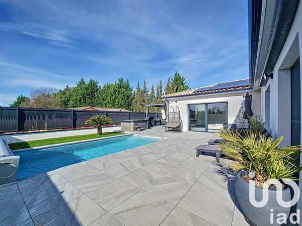 Maison 4 pièces de 117 m² à Artigues-près-Bordeaux (33370)