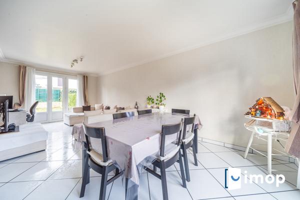 Maison de ville au calme