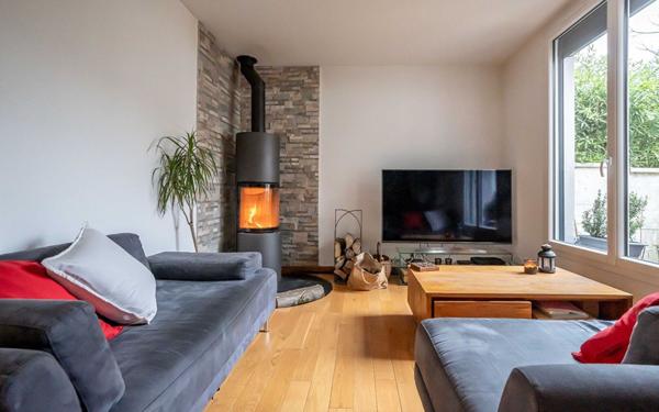 Maison à vendre    5 pièces • 109,21 m2 Joinville-le-Pont