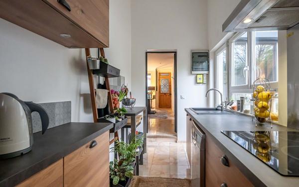 Maison à vendre    5 pièces • 109,21 m2 Joinville-le-Pont