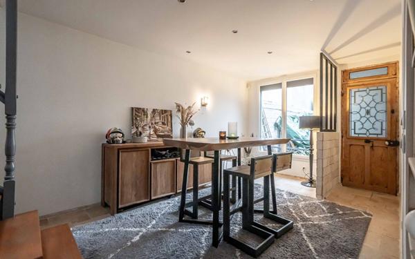 Maison à vendre    5 pièces • 109,21 m2 Joinville-le-Pont