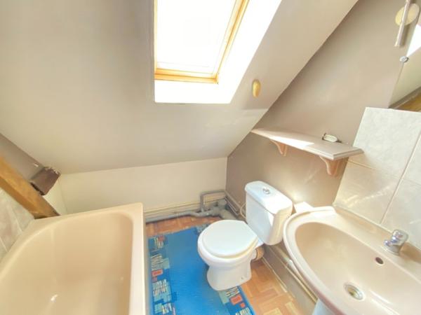 Très jolie maison de 29 m2 très bon état, cour de 20 m2