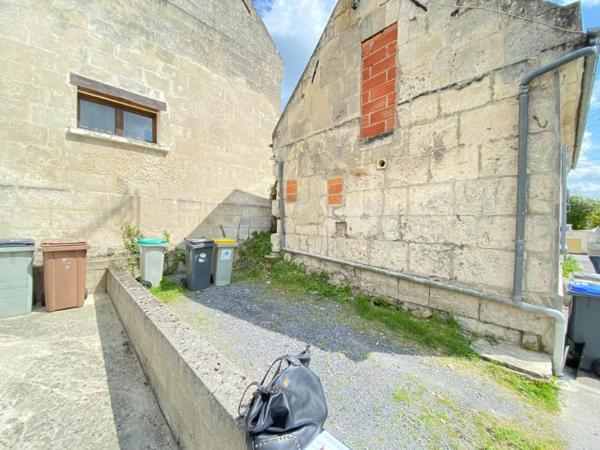 Très jolie maison de 29 m2 très bon état, cour de 20 m2