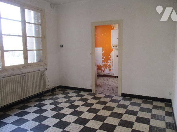 Immeuble composé de 3 logements indépendants