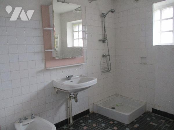 Immeuble composé de 3 logements indépendants