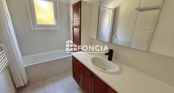Location Appartement 3 pièces 79.52 m² - Caluire-et-cuire 69300