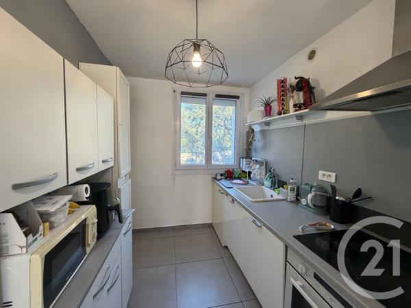 Appartement T3 à vendre  3 pièces - 54,62 m2 MARSEILLE - 13009