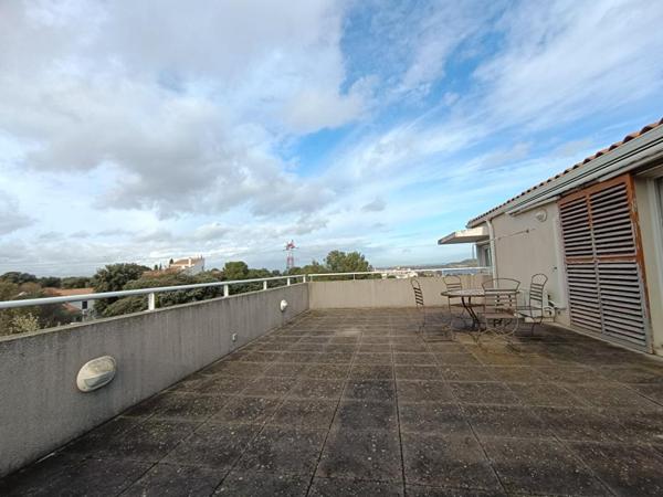 Appartement Istres 4 pièce(s) 96 m2 TERRASSE et Garage