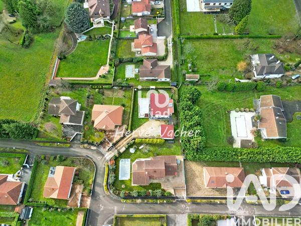 Maison à vendre 5 pièces 141 m² Bourg-en-Bresse