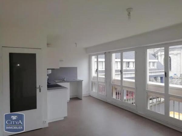 Appartement à louer 1 pièce 30m²