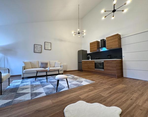 GRAND T2 - REFECTION TOTALE - TRAVERSANT