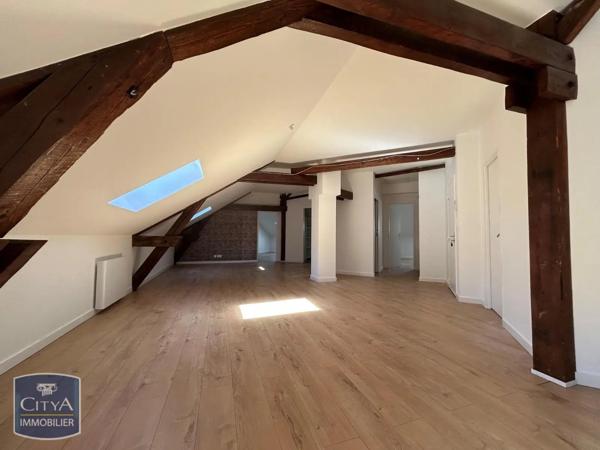 Appartement à louer 3 pièces 77.06m² Vichy (03200)