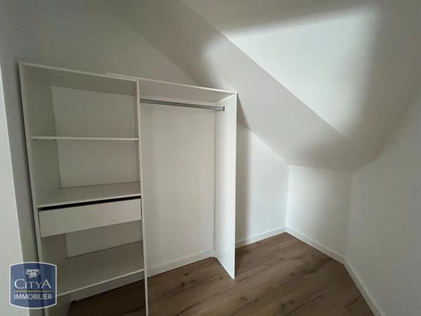 Appartement à louer 3 pièces 77.06m² Vichy (03200)