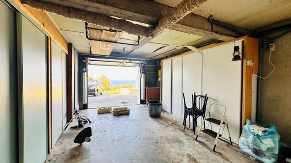 LANVEOC – Magnifique maison traditionnelle avec vue panoramique sur la rade de Brest, à proximité du port