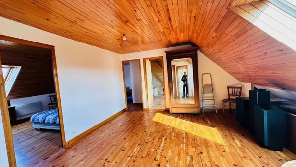 LANVEOC – Magnifique maison traditionnelle avec vue panoramique sur la rade de Brest, à proximité du port