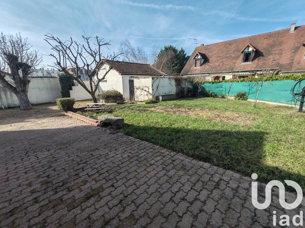 Maison 4 pièces de 110 m² à Yzeure (03400)