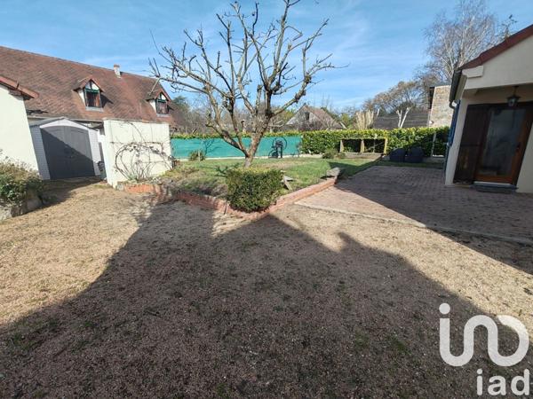 Maison 4 pièces de 110 m² à Yzeure (03400)