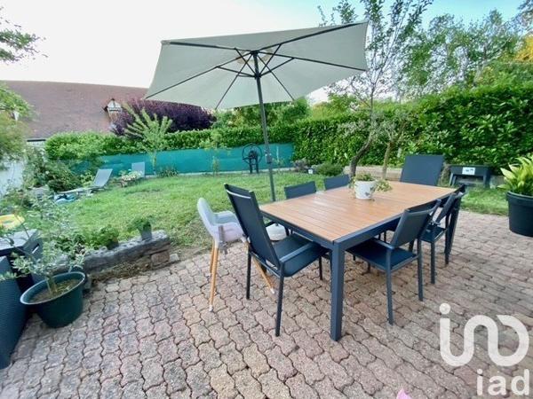 Maison 4 pièces de 110 m² à Yzeure (03400)