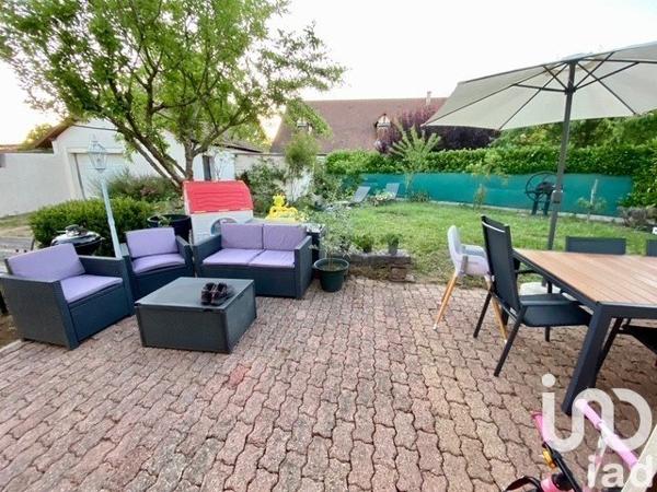 Maison 4 pièces de 110 m² à Yzeure (03400)