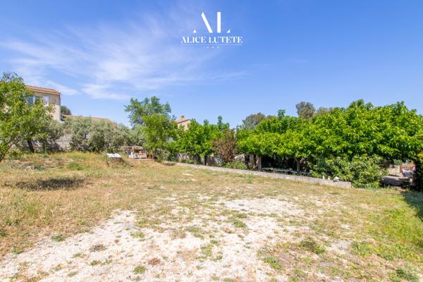 Marignane (13700) Terrain constructible de 900 m²