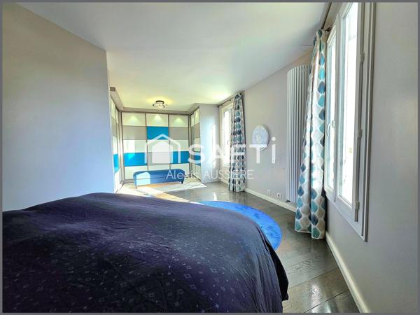 MAISON 214 M2 5 CHAMBRES