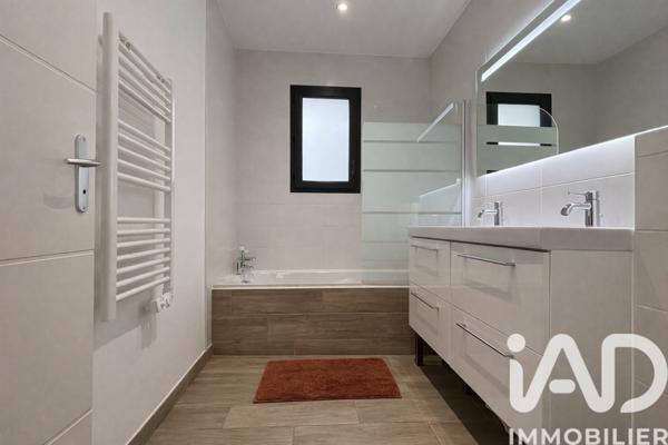 Maison à vendre 5 pièces 122 m² Pollestres
