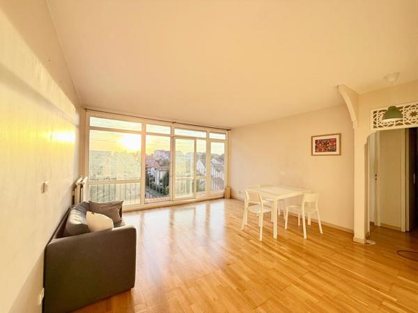 Appartement 2 piéces 1 chambre. 199 000 € - Référence  100