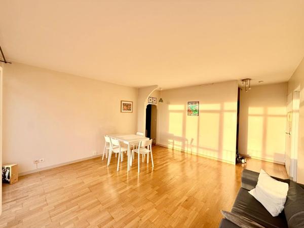 Appartement 2 piéces 1 chambre. 199 000 € - Référence  100