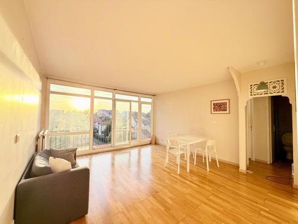 Appartement 2 piéces 1 chambre. 199 000 € - Référence  100