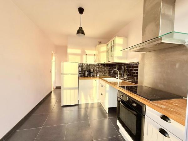 Appartement 2 piéces 1 chambre. 199 000 € - Référence  100